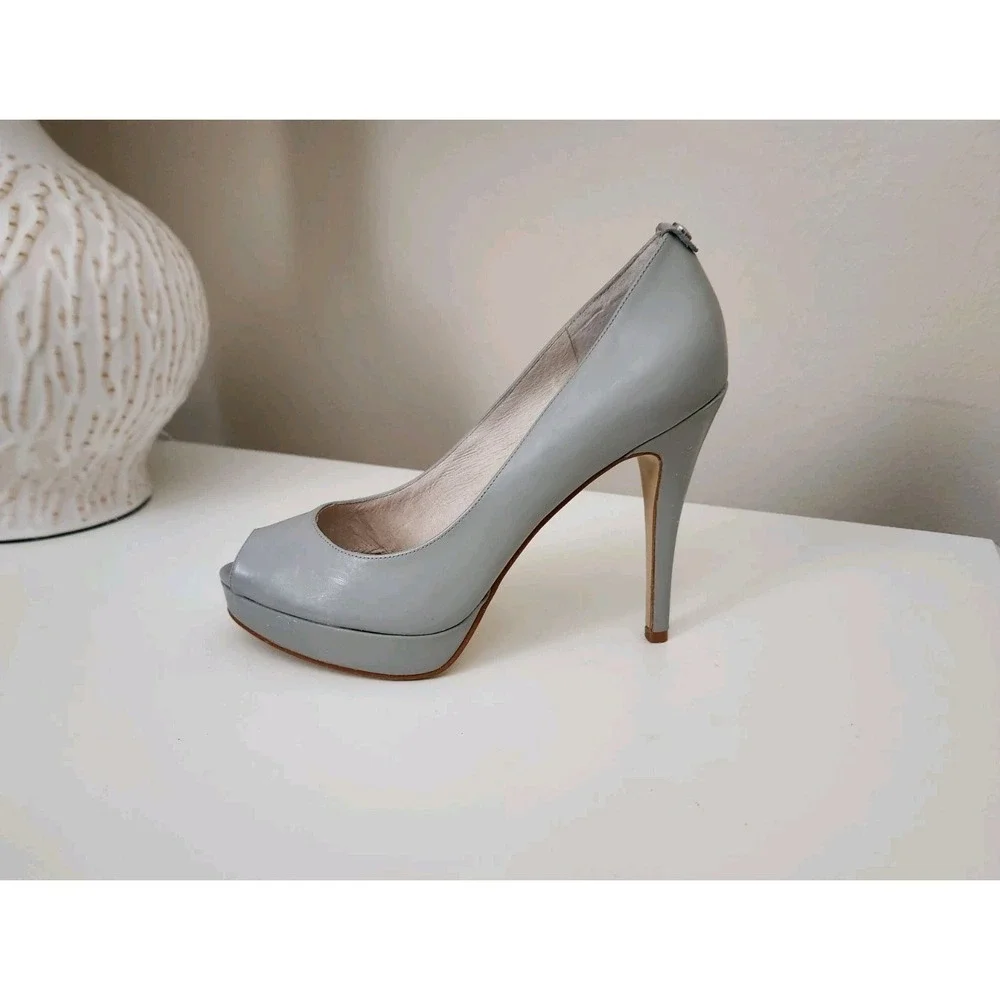 Michael‎ Kors Womens Gray Leather Open Toe Slip On Platform Pumps Size 7